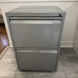 Metal 2 Drawer Filing Cabinet: Key Lock With Folders