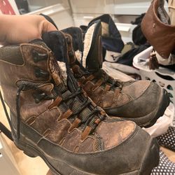 Cabelas Insulated Boots 