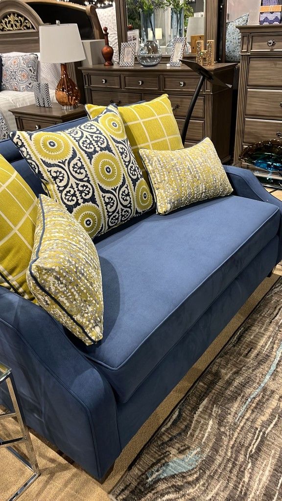 Loveseat
Furniture of America$10 Down Payment And Financing Available