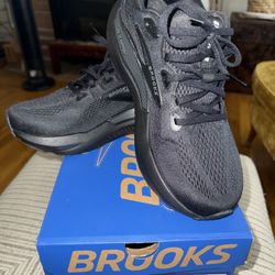 Brooks Shoes 