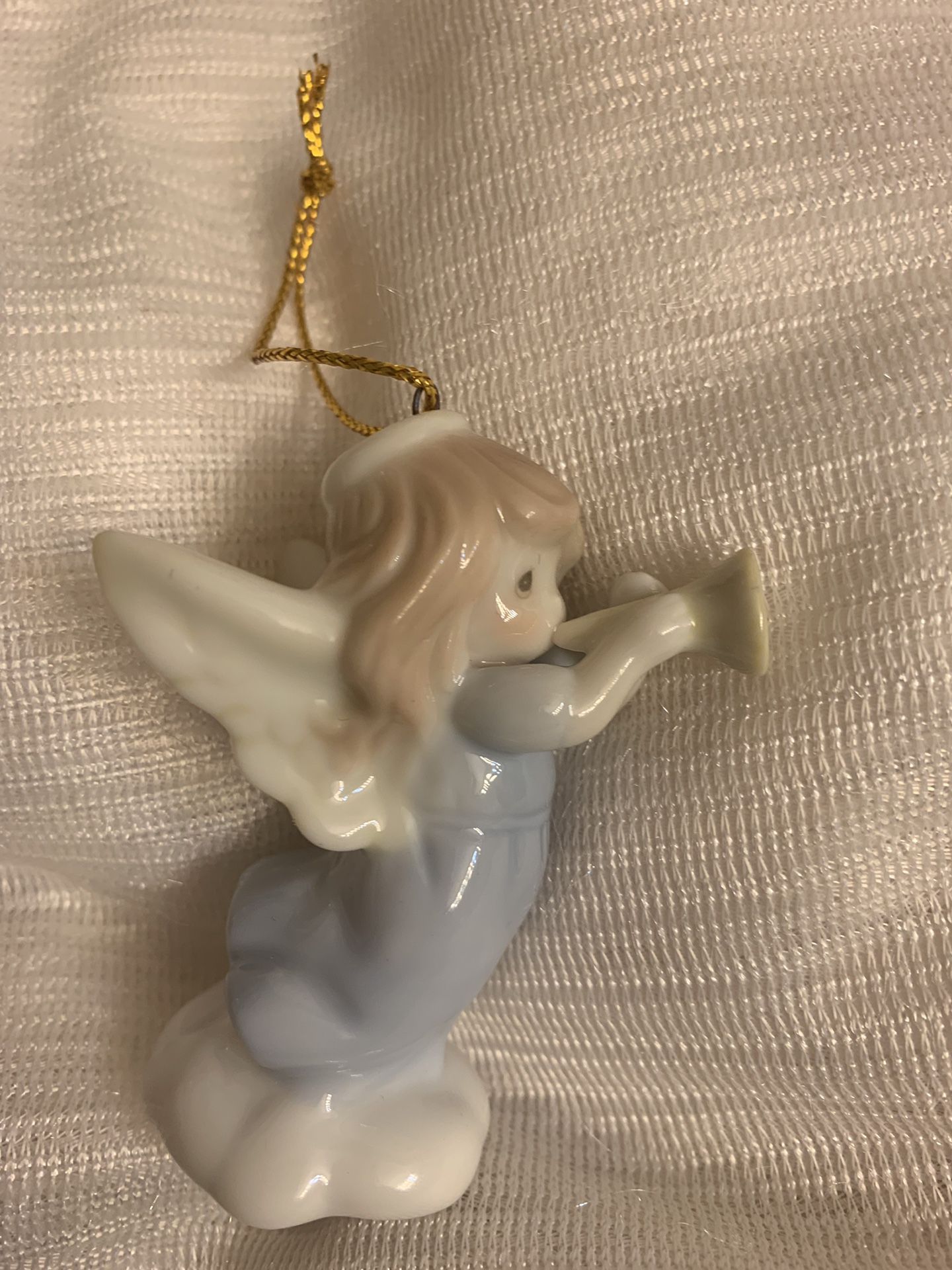 1996 Joy To The World Precious Moments Angel Ornament