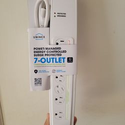 7-Outlet Power Strip