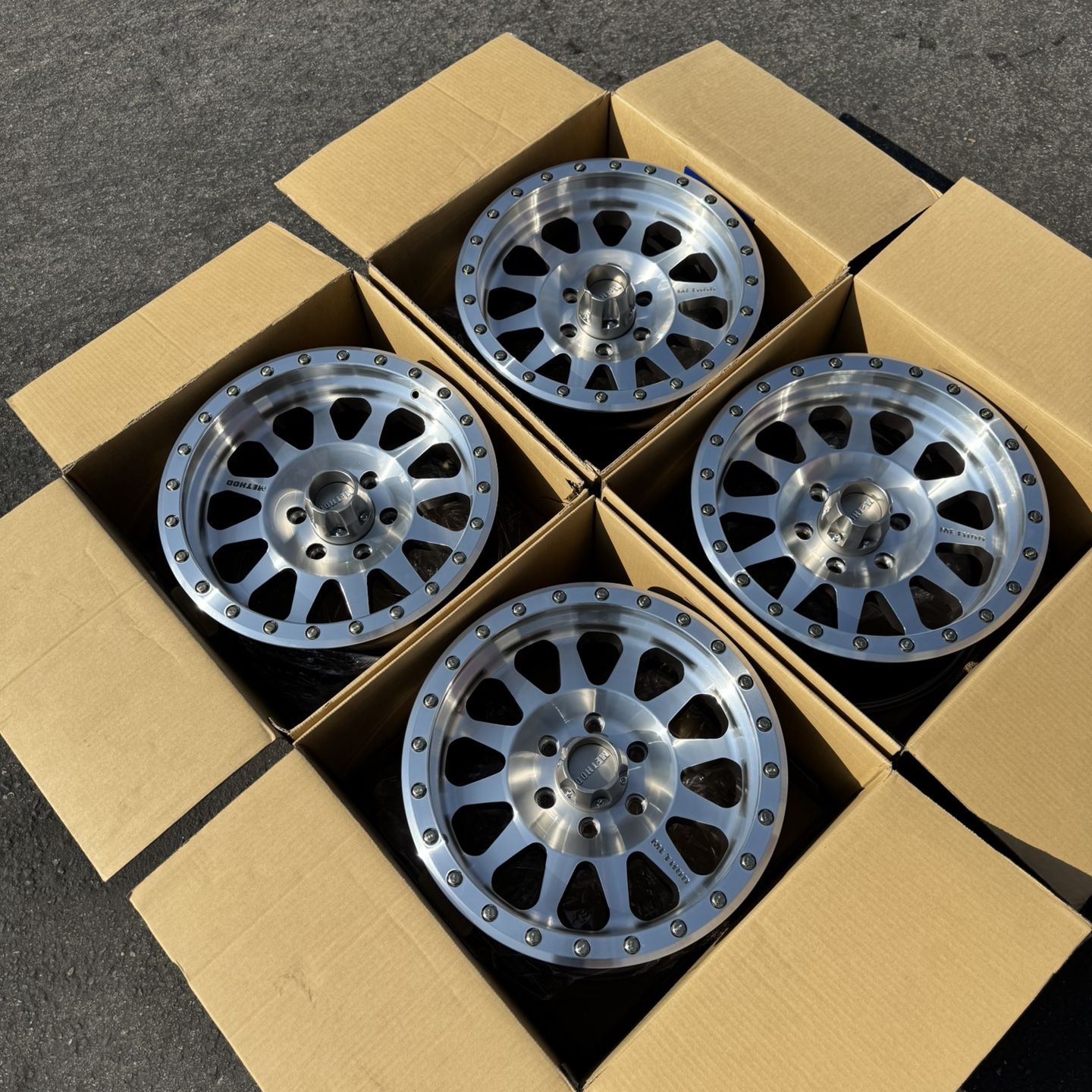New Machined 17” Method Wheels For Ford F-150 Raptor Expedition 6x135 ...