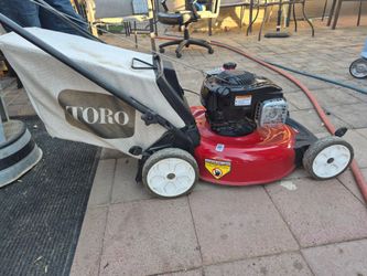 Toro Lawnmower!!! Self propelled!! *Hablo Español*