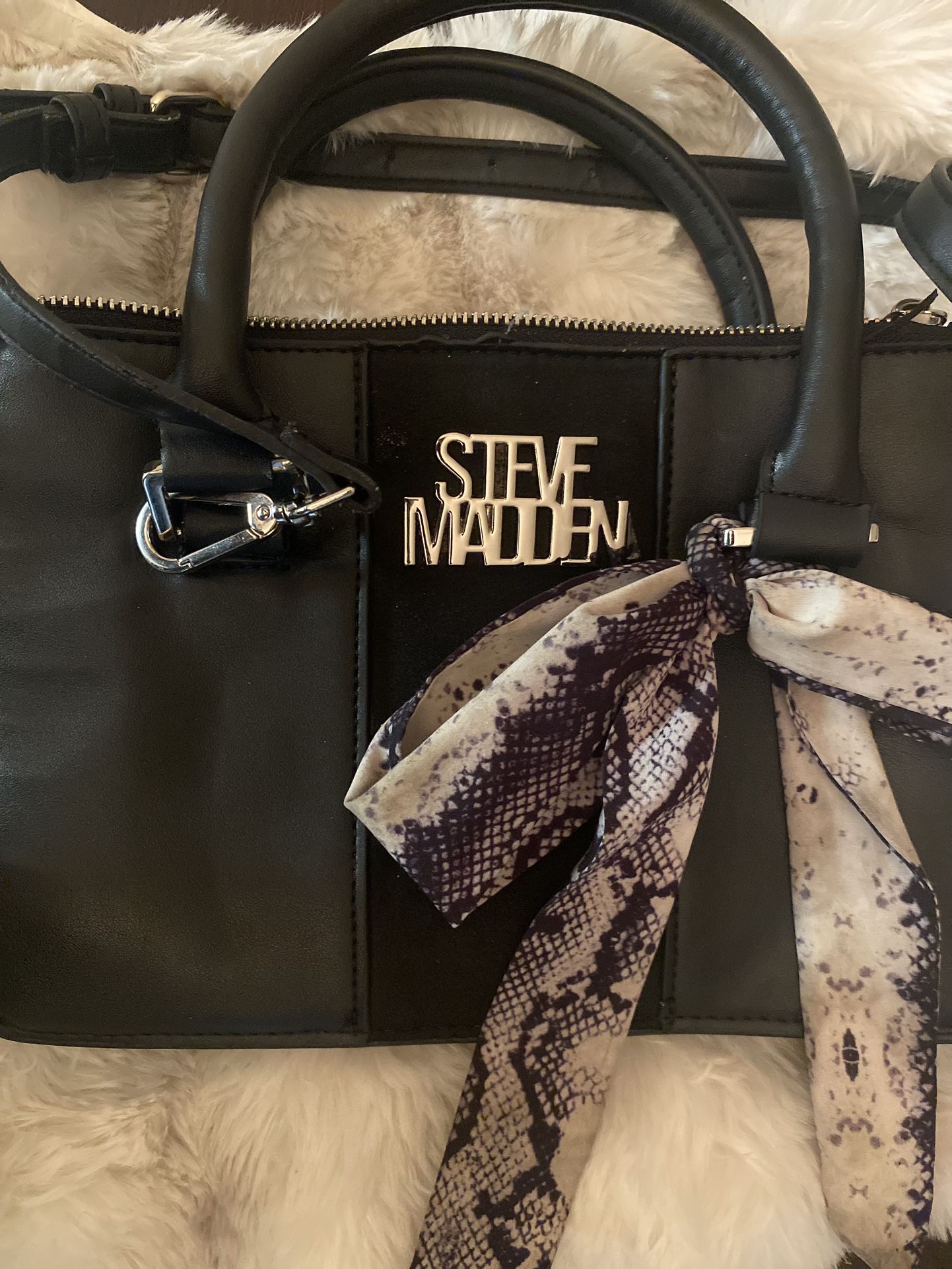 Steve Madden purse