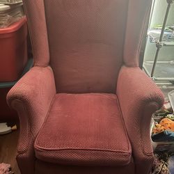 Set Of 2 Vintage Victorian Wingback Chairs 