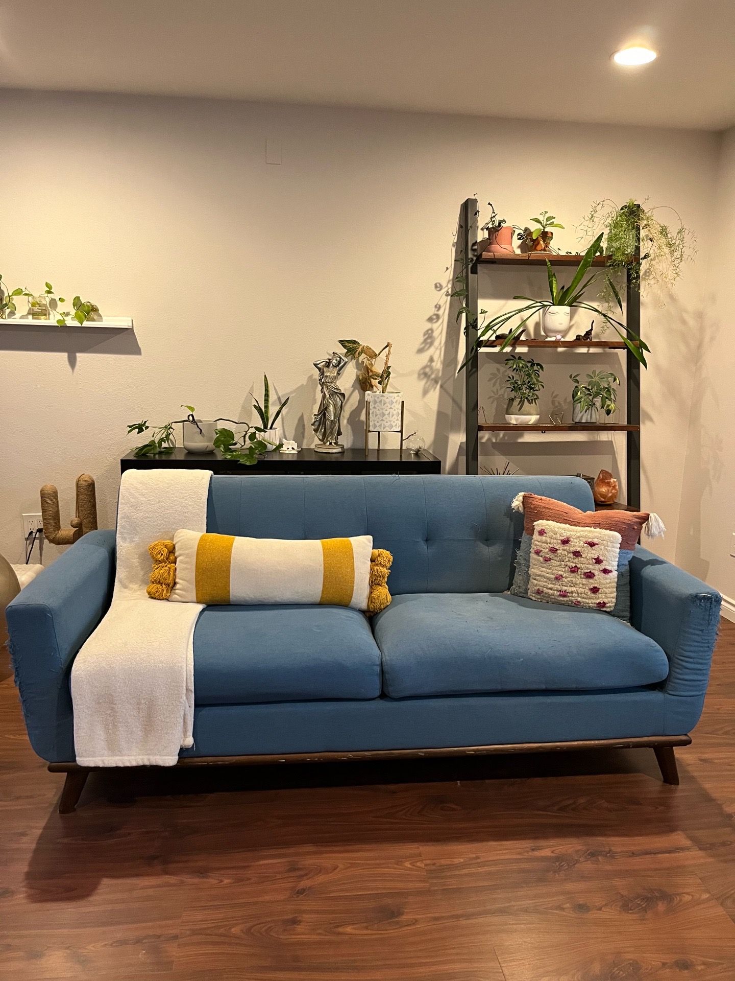 Free Couches for Sale in Portland, OR - OfferUp