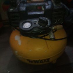 DeWalt Air Compressor