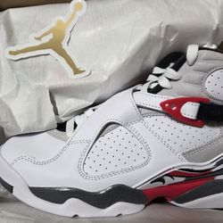 🔥UP FOR SALE ARE SOME JORDAN RETRO  8'S "BUGS BUNNY" GRADE SCHOOL SIZE 6Y NEW W/BOX, 💲125 TAKES THEM🔥
