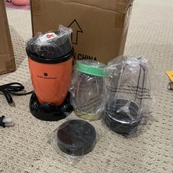 Cook's Essentials Orange Eight-Piece Turbo Chopper Blender Set