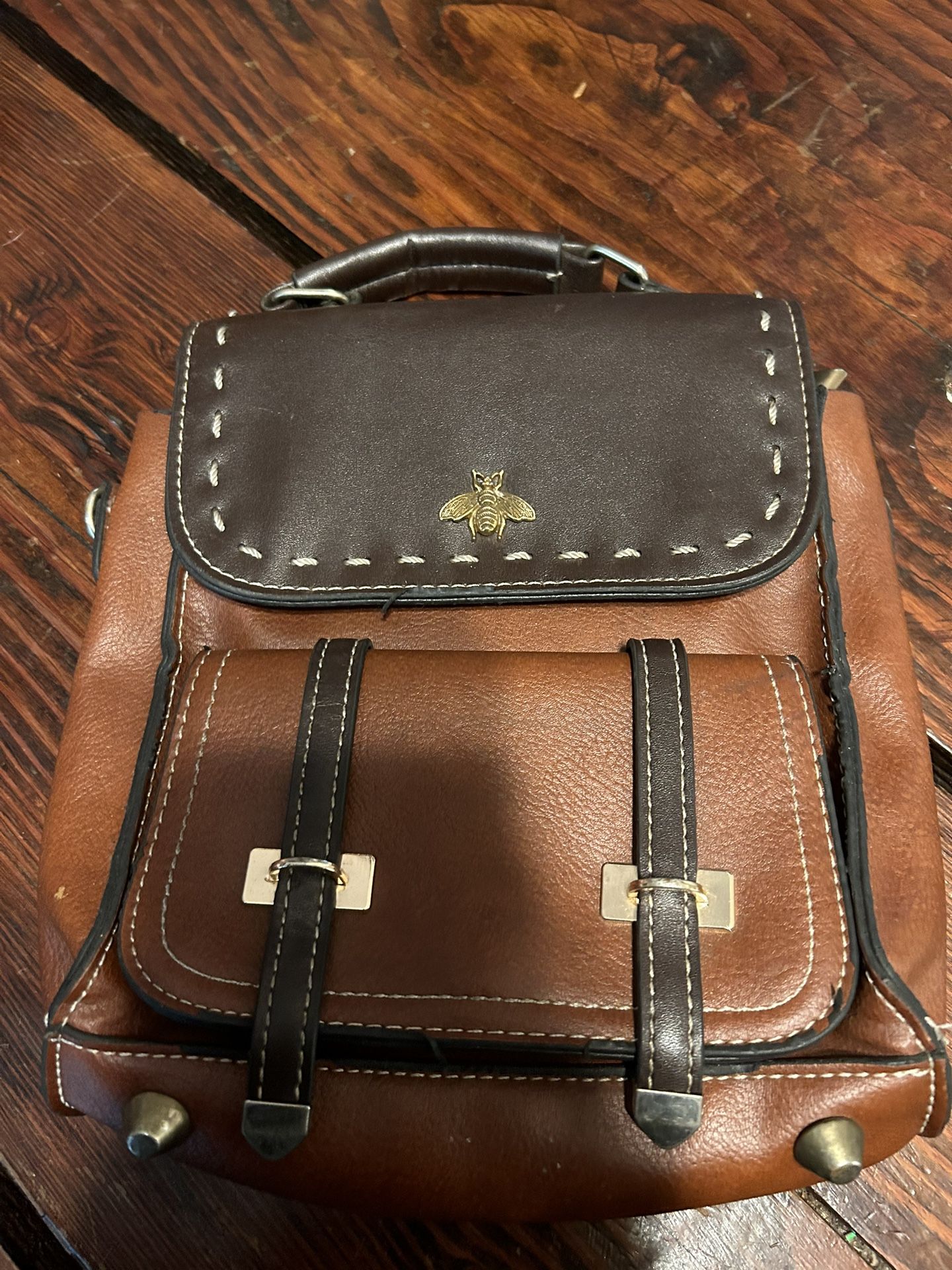 Little Bee Vintage Leather Backpack
