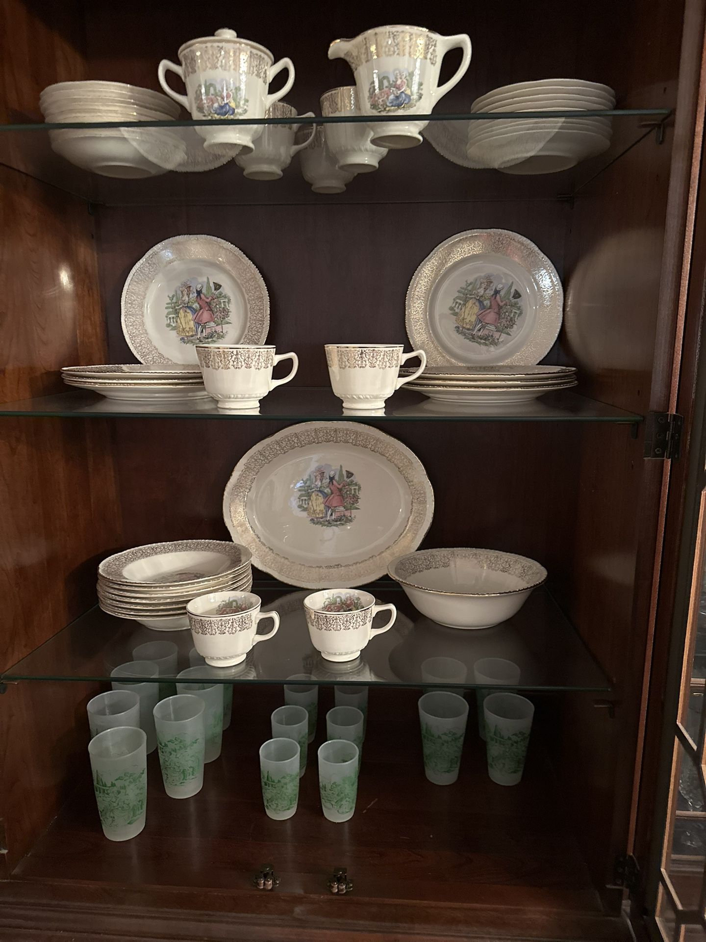 1950 Homer Laughlin china set 59 total pieces 
