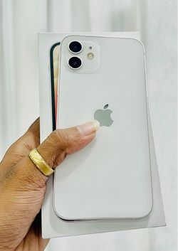 iPhone 12 White Unlocked Clean Deal