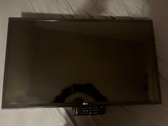 LG Smart Tv with Mount