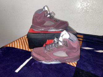 Jordan 5 Burgundy Size 10.5M 