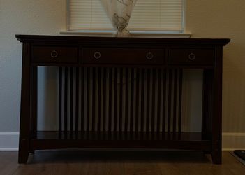 Console table