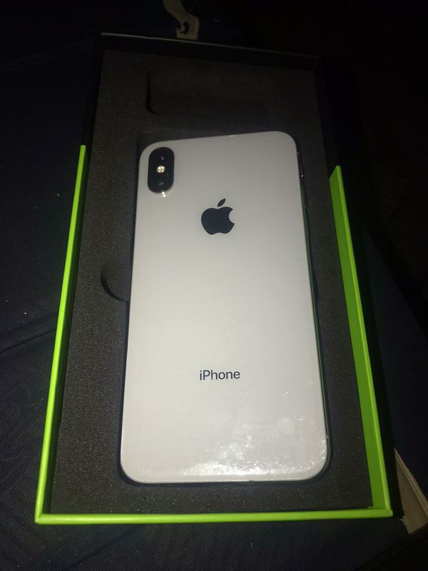 IPhone x max pro for Sale in Los Angeles, CA - OfferUp