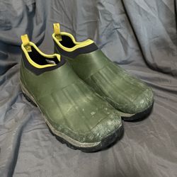 LaCrosse Alpha Muddy 4.5" Rubber Boots for Men Featuring Waterproof Rubber, Pull-On Design, and Eva Footbed