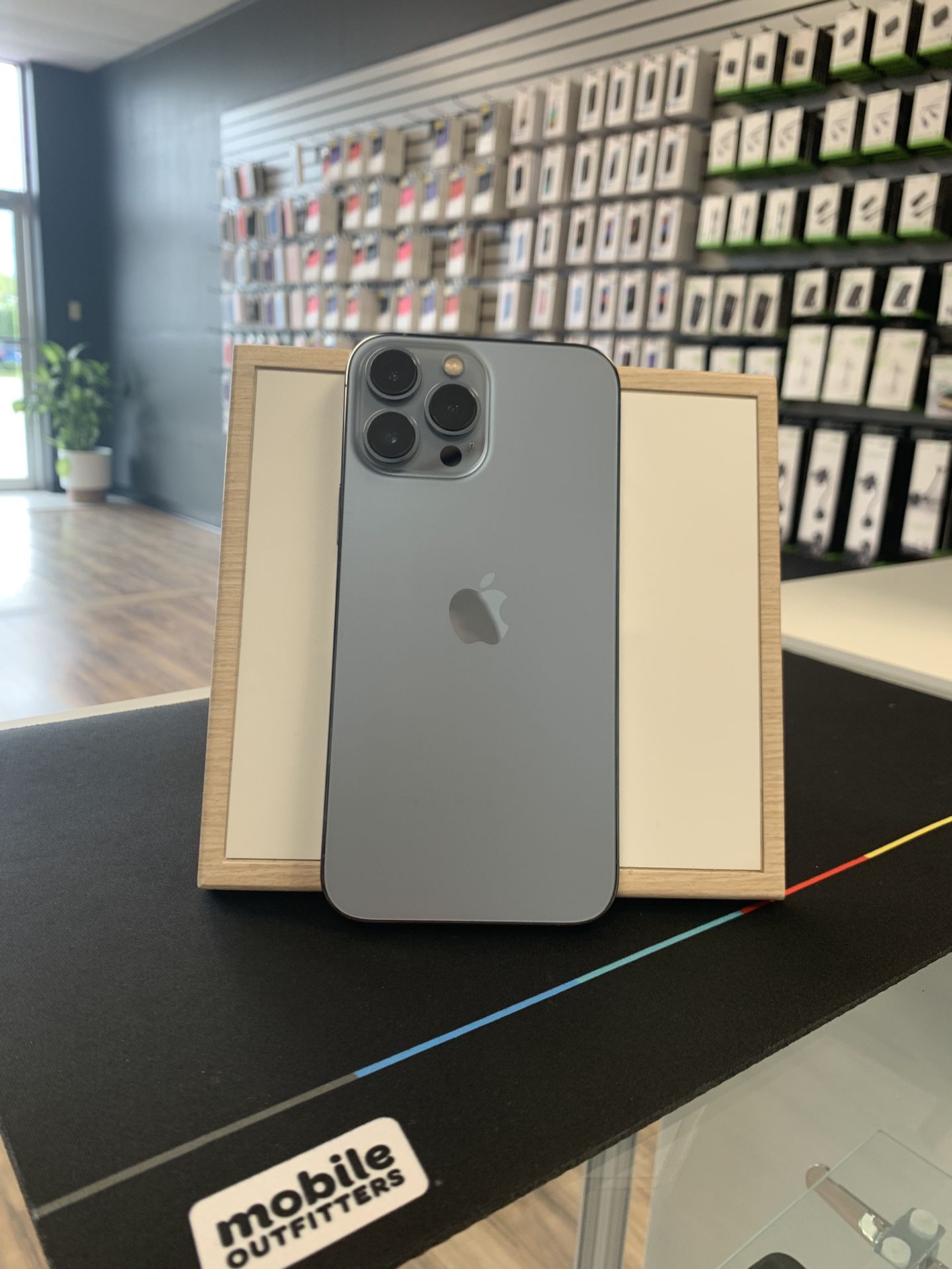 Apple iPhone 13 Pro Max 128GB Unlocked 