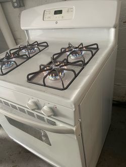 Gas stove   GE