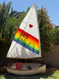 1984 Fatty Knees 8’ Sailboat Dinghy