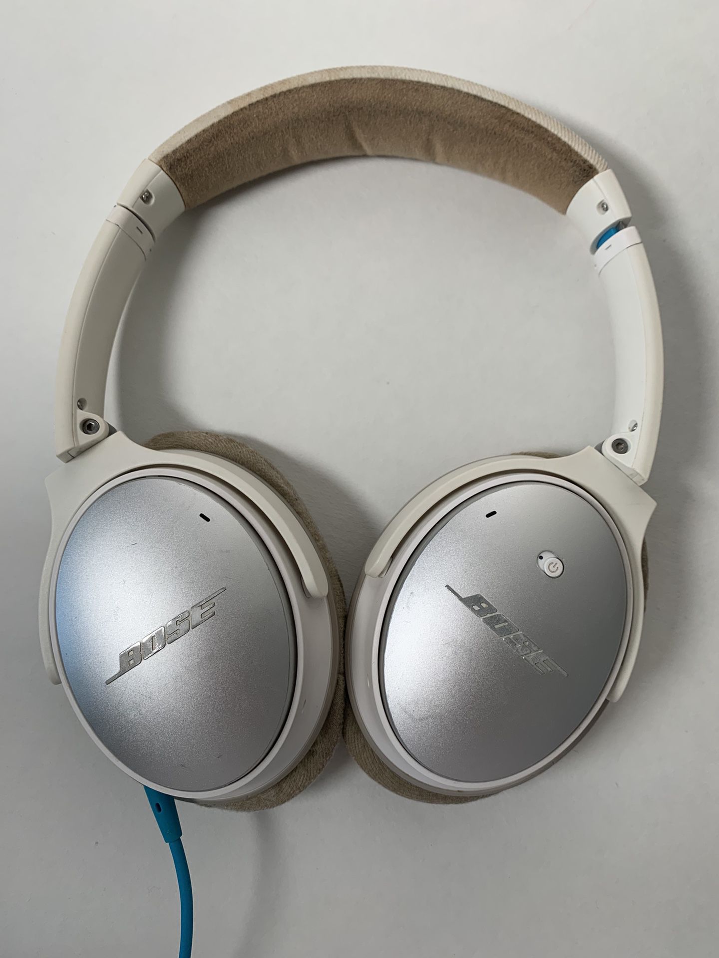 White bose Foldable Headphones 