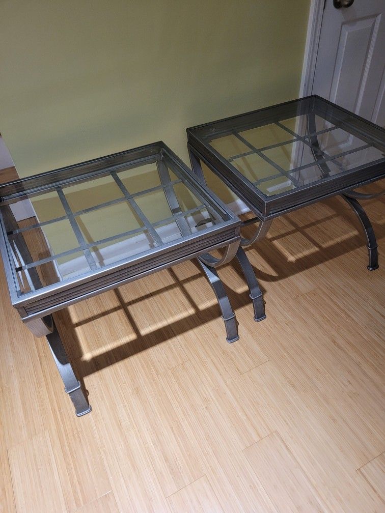 2 End Tables