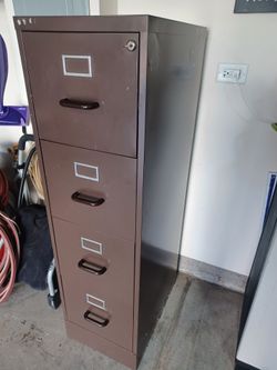 File cabinet top drawer locks 65..00 or OBO