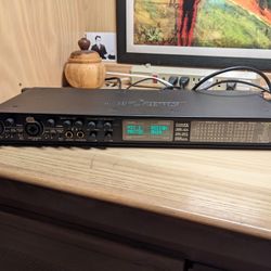 MOTU 828 mk3 FireWire Studio Recording Interface with onboard effects and mixing