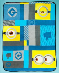 Despicable Me Minion Cozy Soft Plush Fleece Throw Blanket NEW