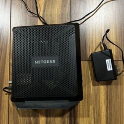 Netgear AC1900 Combo Modern And Router