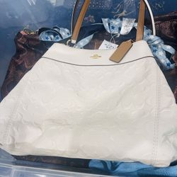 Brand New Coach Signature Leather Tote – Chalk (Style F25954)
