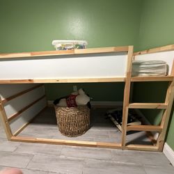 IKEA Kura Bed