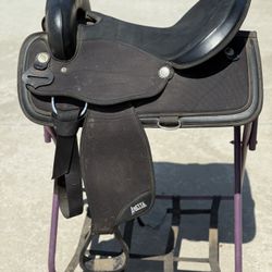 16” Western Saddle Western Saddles Abetta Saddle
