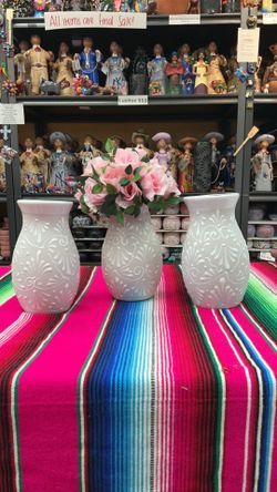 💥💥Sale Talavera flower vase 💥💥$25 each .