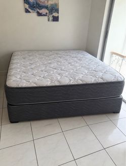 Queen Mattress and Box Spring Set