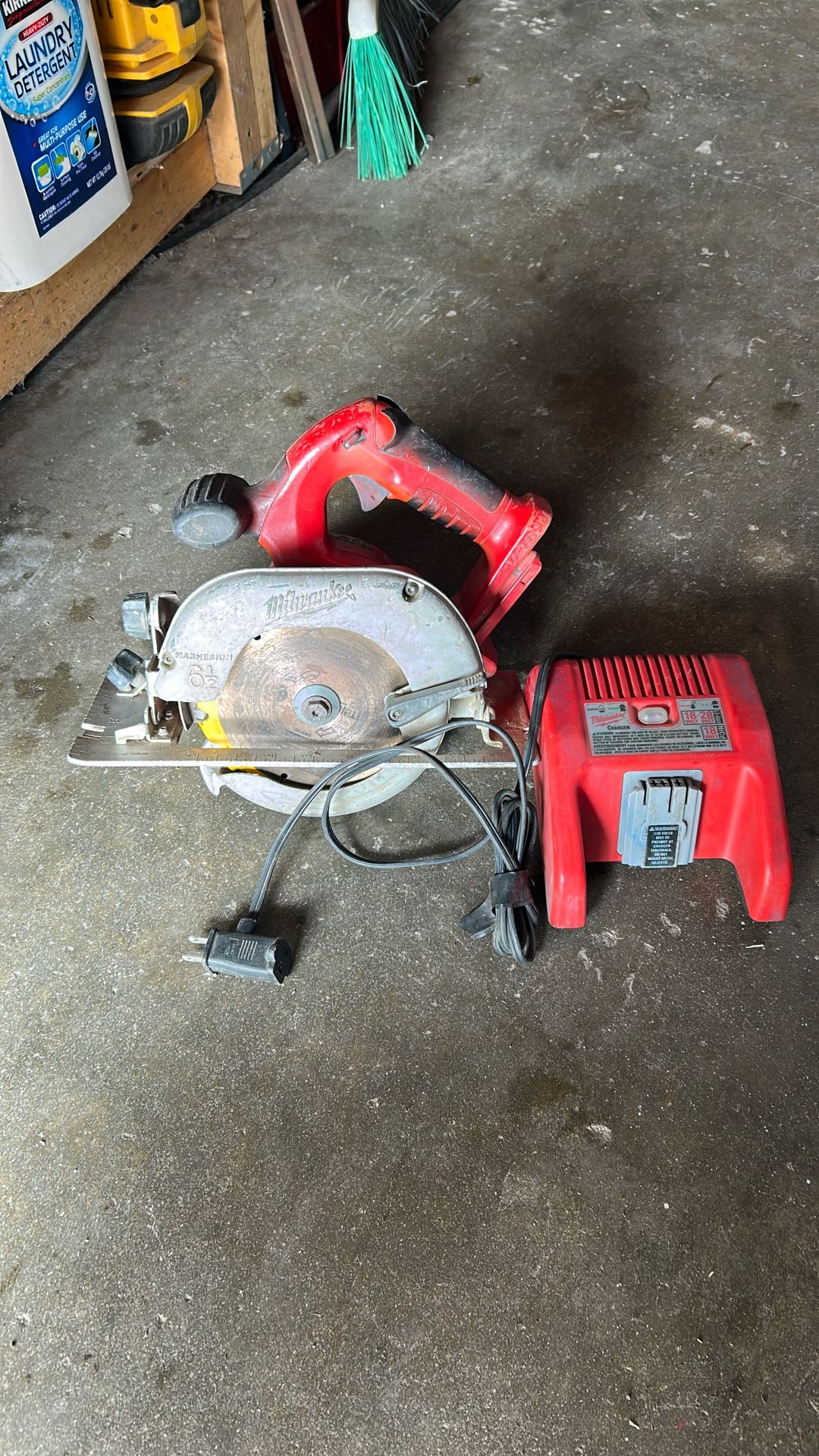 Milwaukee 6 1/2 Skil Saw