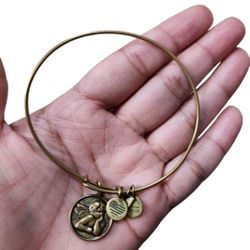 2015 Alex and Ani Rafaelian Gold Cherub Purity Angel Light Charm Bracelet