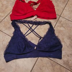 Huge Lot Of Pink Bras S/P, Medium Like New