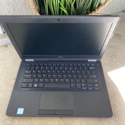 *Dell 6th Gen Laptop with Webcam, HDMI, Bluetooth, and New Battery!*