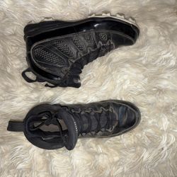 Men’s Shoes Size 9 