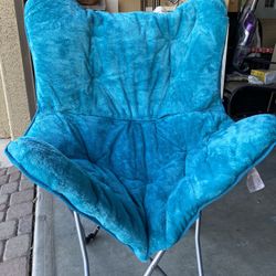 Butterfly Chair in Teal Faux Fur Finish