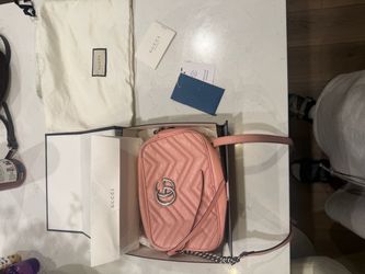 Gucci GG Marmont Quilted Crossbody Bag Pink