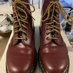 Dr. Martens 1460 Cherry Red