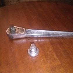 VINTAGE SNAP-ON REFRIGERATION RATCHET WRENCH AND SNAP-ON SOCKET ADAPTER 
