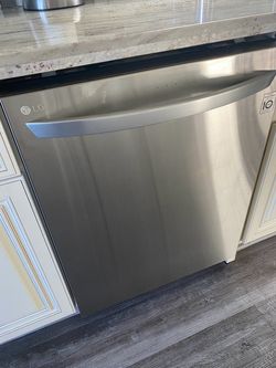 LG 24-in Dishwasher