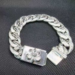 Powerful and exaggerated personality men's bracelet 