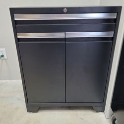 Garage base cabinet