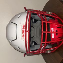 Red and white Riddell football helmet(scv182)46
