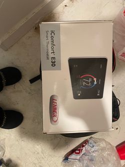 Lennox iComfort E30 Smart Thermostat